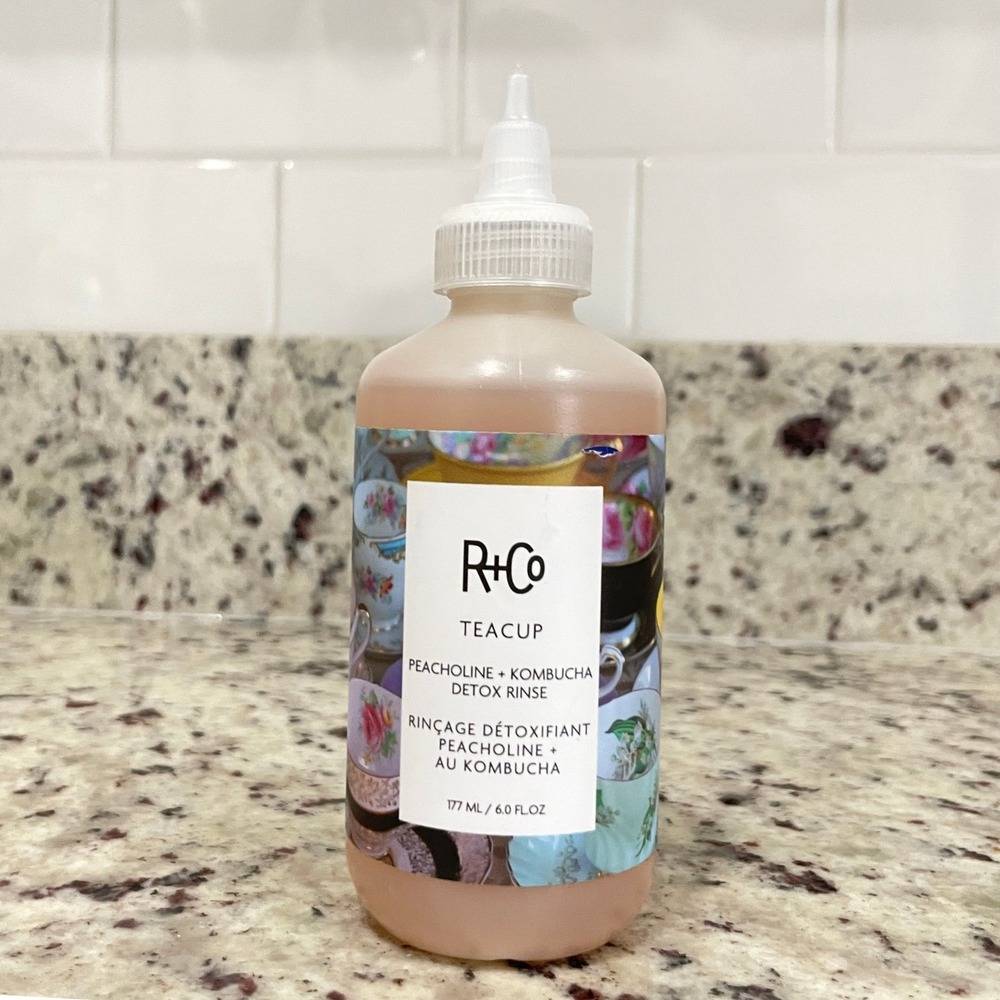 R+Co TEACUP Peacholine + Kombucha Detox Rinse 6.0 fl oz Hair Treatment